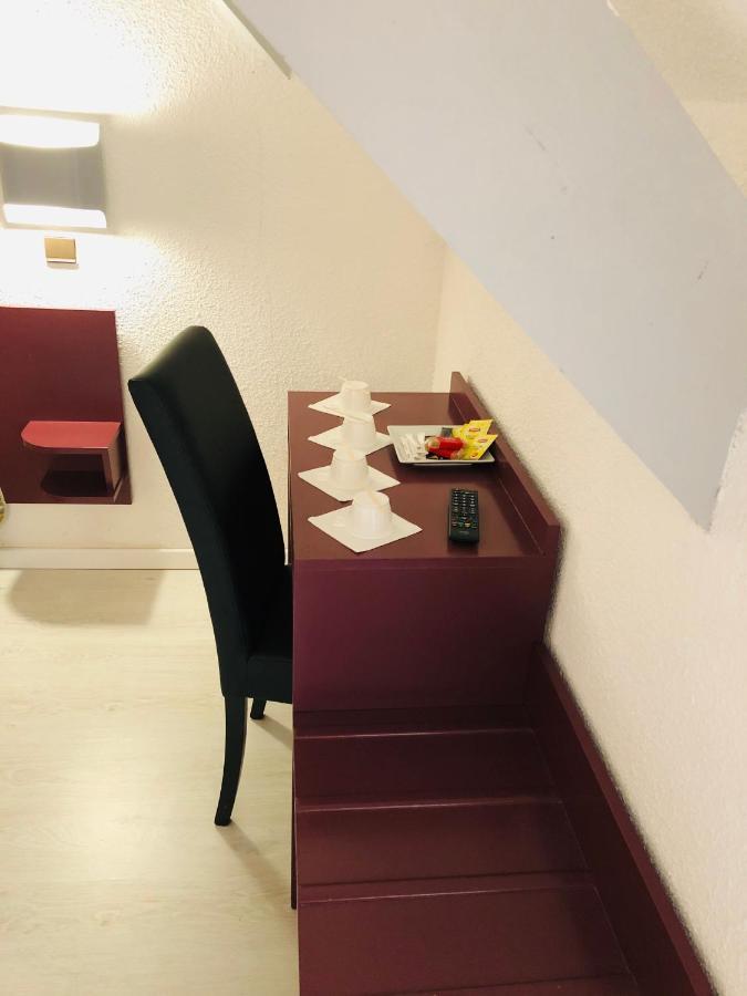 레 져지안 호텔 아스핀앙라베당 외부 사진
